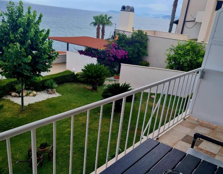 סטודיו סטנדרטי נוף לים, Beach Villa Bozikovic