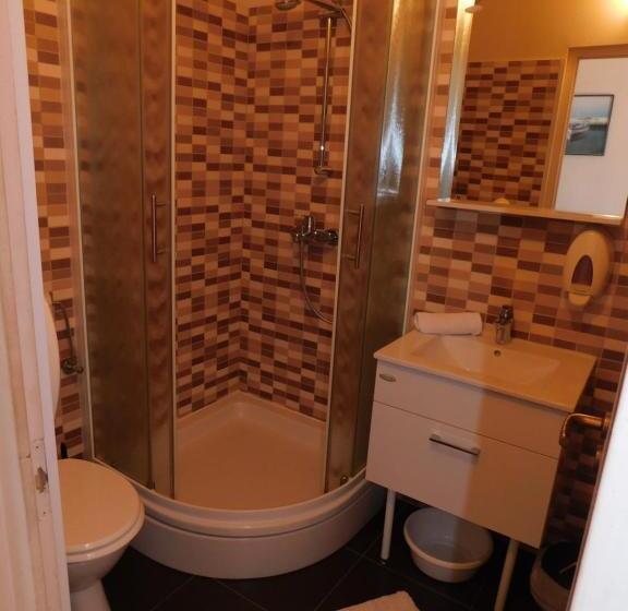 סטודיו סטנדרטי נוף לים, Beach Villa Bozikovic