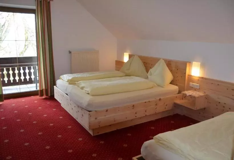 اتاق استاندارد, Gasthof Pension Urzn