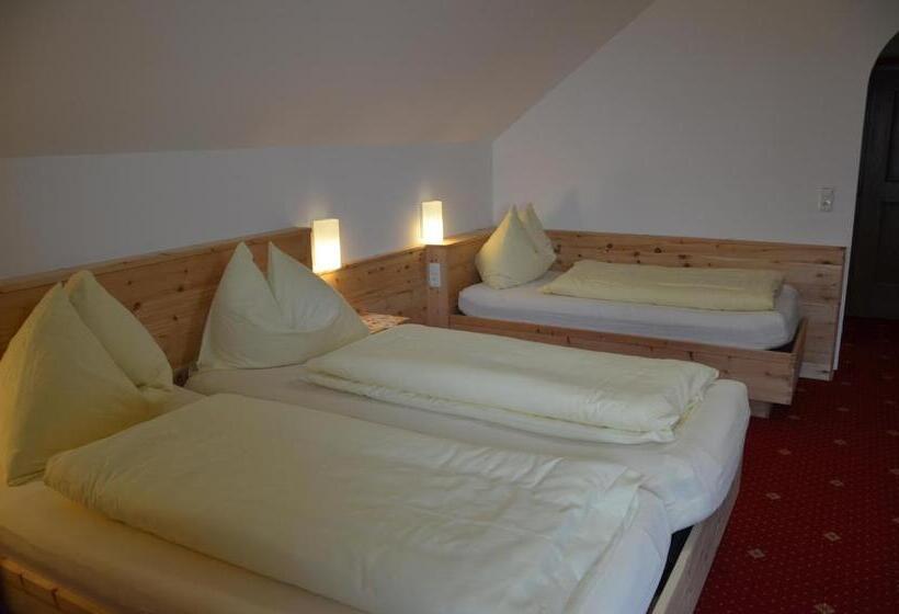 غرفة قياسية, Gasthof Pension Urzn