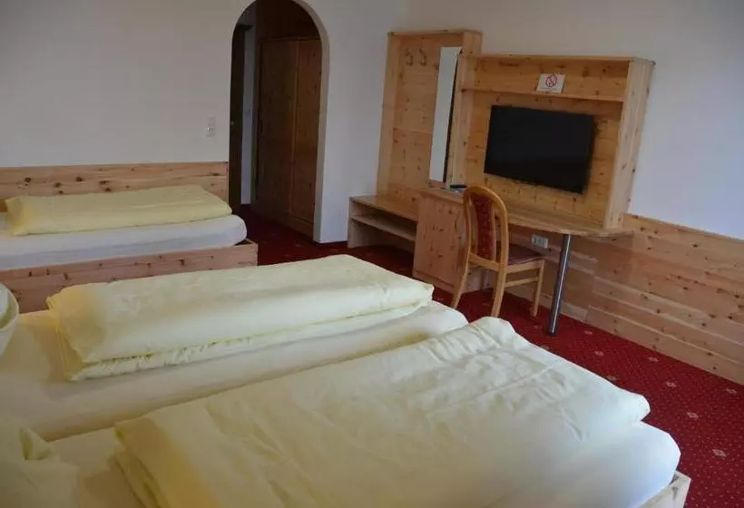 اتاق استاندارد, Gasthof Pension Urzn
