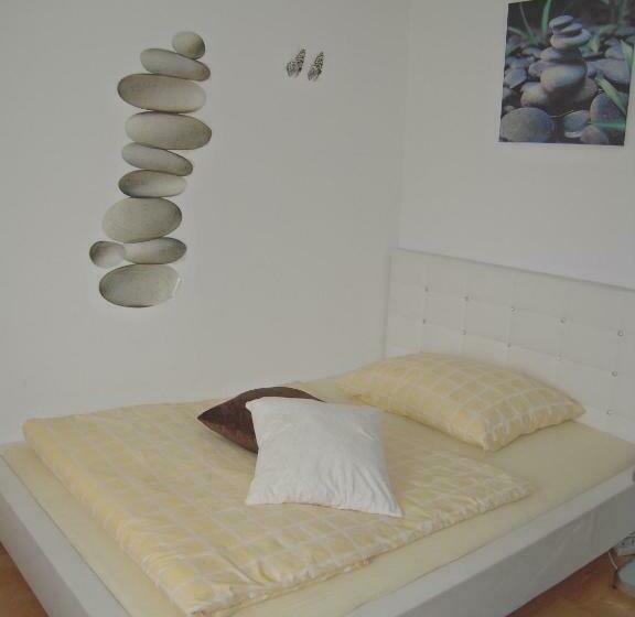 חדר סטנדרט יחיד, Pension Nocksteinblick