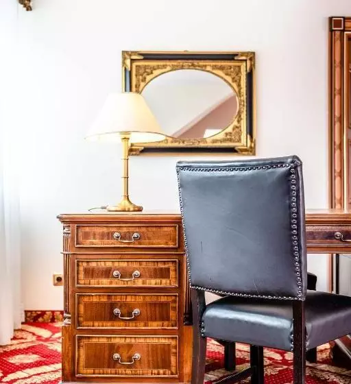 デラックススイート, Das V Evert Hotel Am Congress Centrum Würzburg