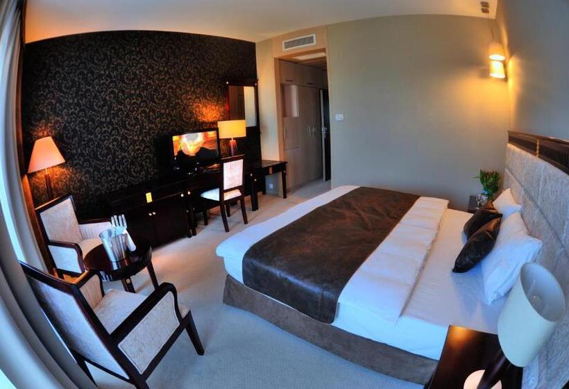 スタンダードルーム, Alhar