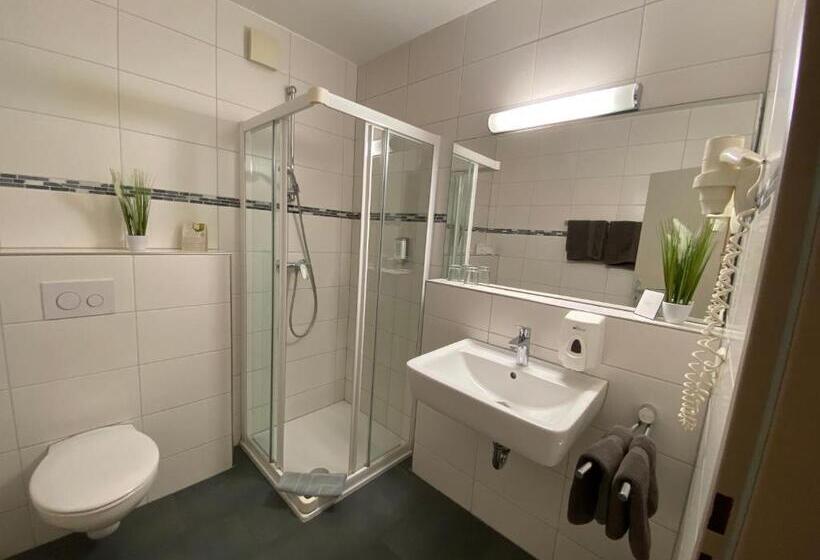 패밀리 룸, Am Westend