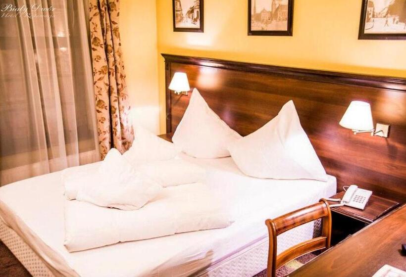 غرفة قياسية, Biały Dwór