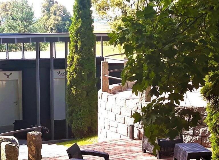 غرفة قياسية مطلّة علي الحديقة, Biały Dwór