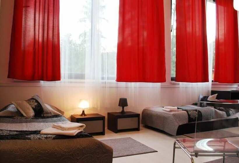 标准三人间, Black & White