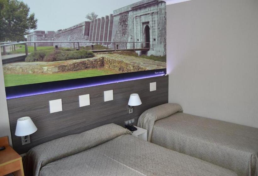 Номер Стандарт Трехместный, Ciutadella