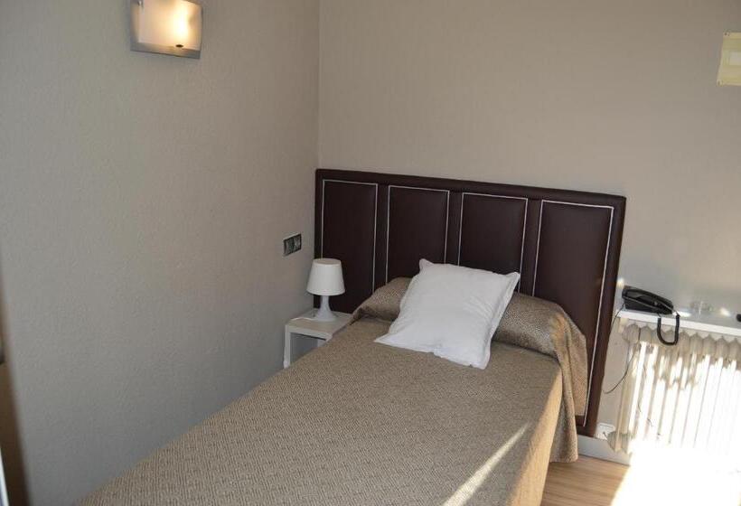 スタンダードシングルルーム, Ciutadella