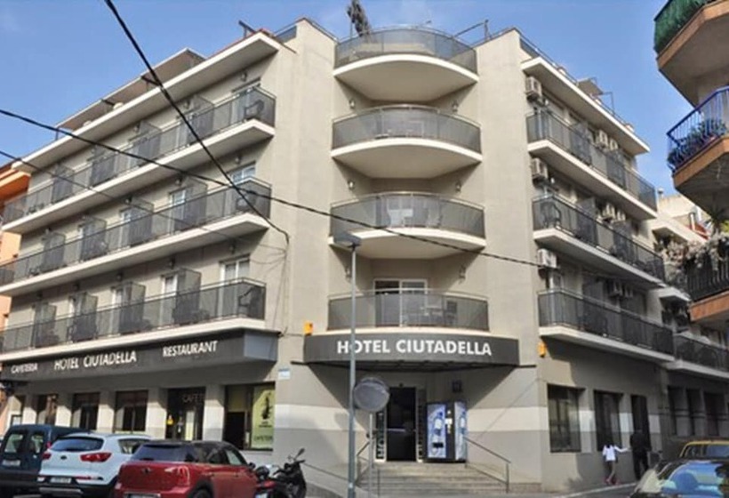 Четырехместный Номер Стандарт, Ciutadella