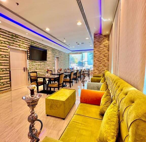 수피리어 룸, Dream Palace