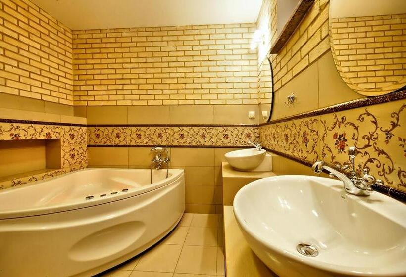 침실 1개 아파트, Fajkier