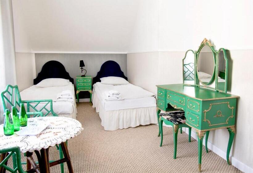 스탠다드 트리플 룸, Garden