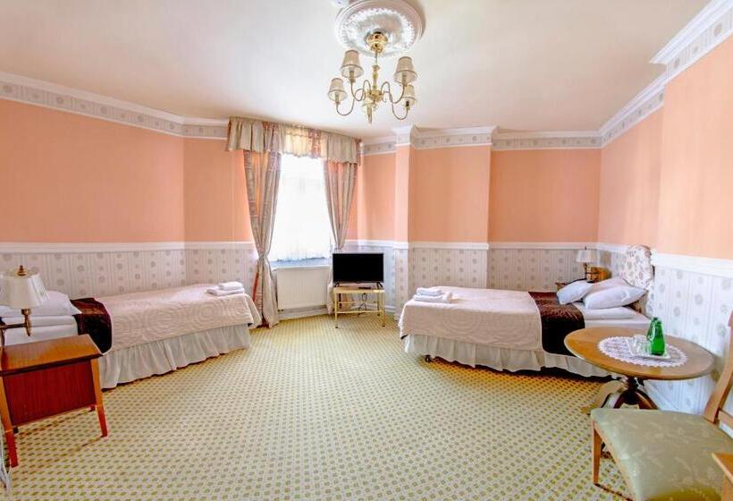 수피리어 룸, Garden