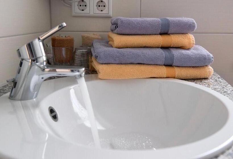 غرفة قياسية, Garni Hopfengold