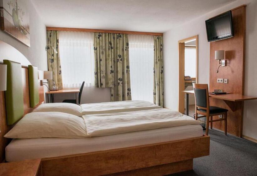 غرفة قياسية, Garni Hopfengold