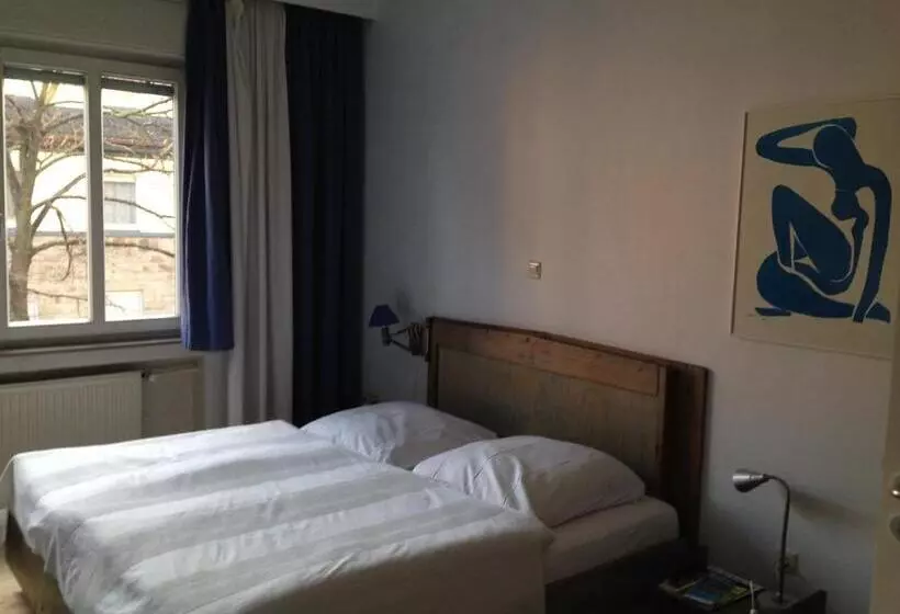 Standard Triple Room, Georg