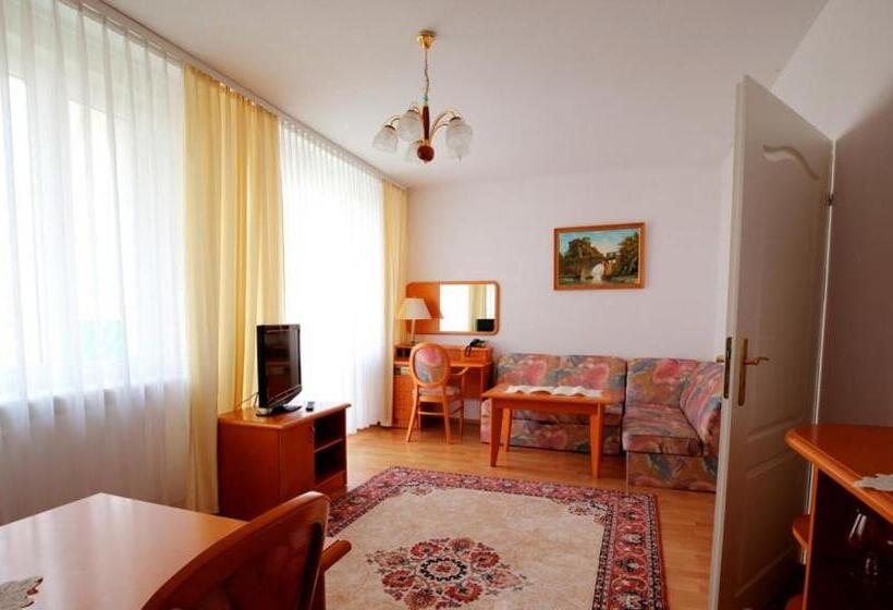 דירת שני חדרים, Geovita Dąbki