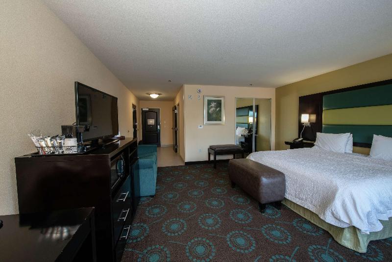 Стандартный Номер Кровать Кинг, Hampton Inn & Suites Salt Lake City/farmington