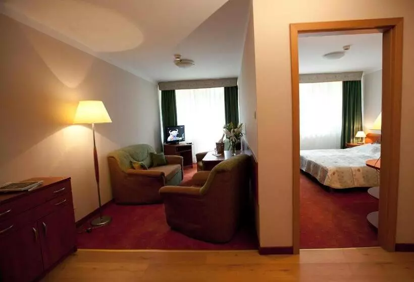 Huoneisto 1 Makuuhuone, Jantar Medical Spa