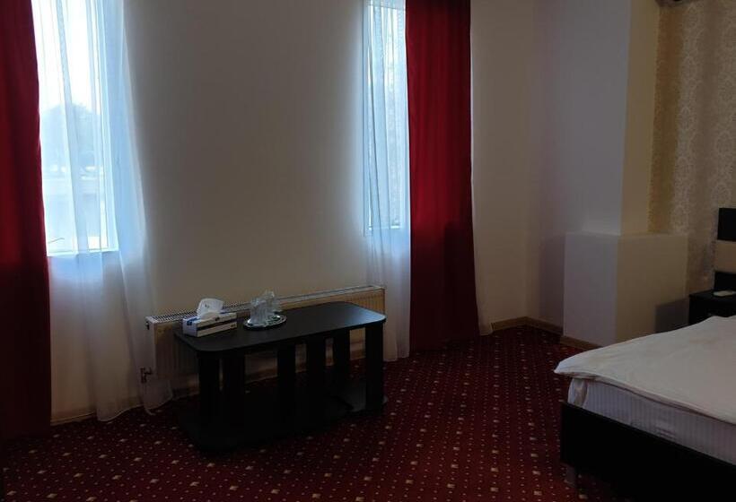 غرفة قياسية, Magic   City Center