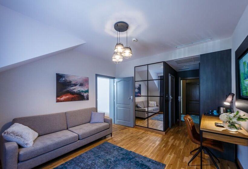 اتاق استاندارد, Prezydent