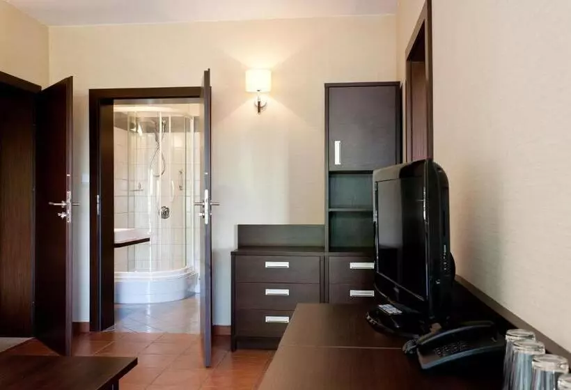 Standard-bungalow Merinäkymä, Restauracja Faleza