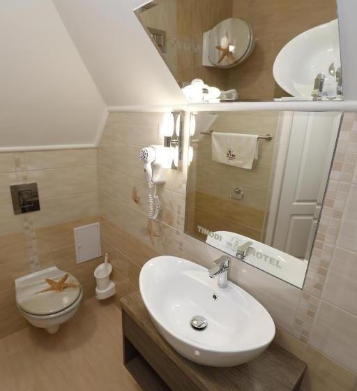 اتاق لوکس چهار تخته, Tinódi Fogadó