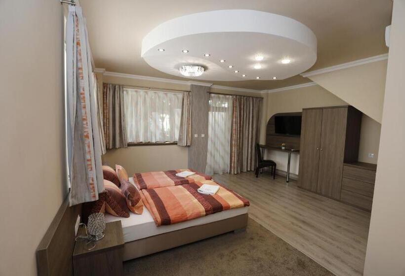 اتاق لوکس چهار تخته, Tinódi Fogadó