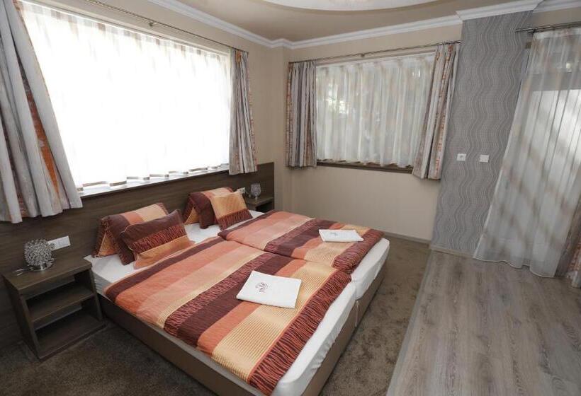 اتاق لوکس چهار تخته, Tinódi Fogadó