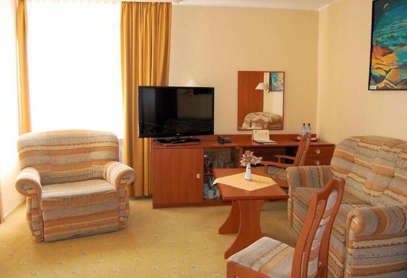 آپارتمان 1 خوابه, Wodnik