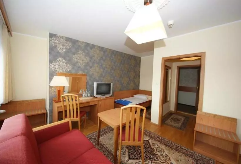 Standard-huone, Zamkowy