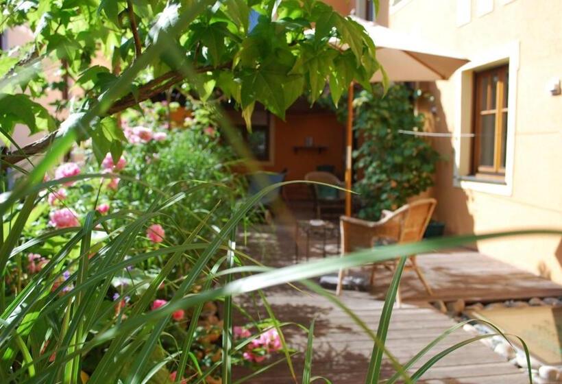 غرفة قياسية فردية, Zillners Einkehr