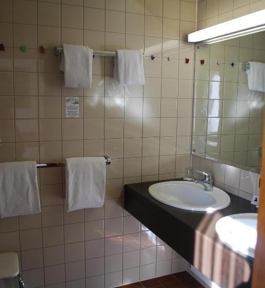 غرفة قياسية, Zillners Einkehr