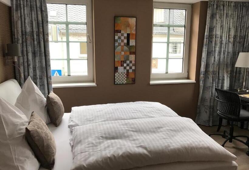 豪华房间, Zur Goldenen Sonne