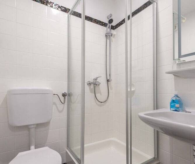 Номер Стандарт, Gasthof Krone