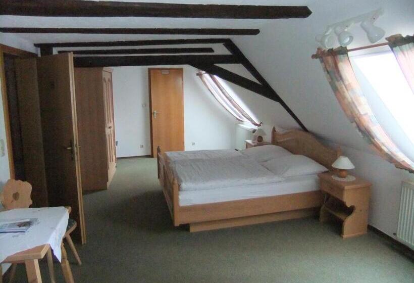 4인용 스탠다드 룸, Gasthof Rotes Roß