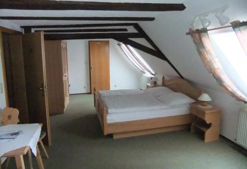 スタンダード4人部屋, Gasthof Rotes Roß