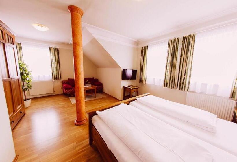 شقة غرفتين, Schüdlbauer´s Hotel Restaurant Bar