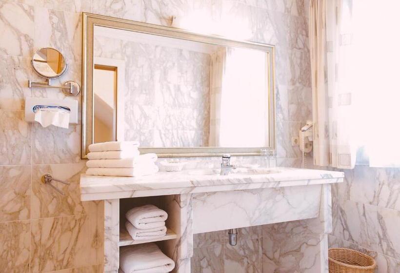 شقة غرفتين, Schüdlbauer´s Hotel Restaurant Bar