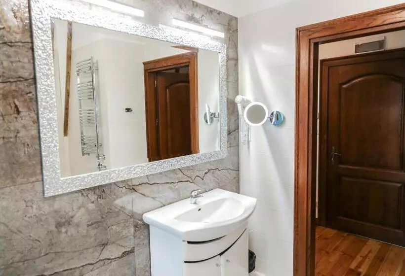 １ベッドルームのデラックスアパートメント, Villa Red By Columbus Ustka