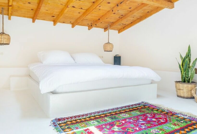 غرفة ديلوكس, Bo Alacati