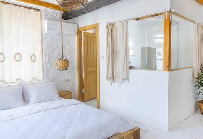 غرفة ديلوكس, Bo Alacati