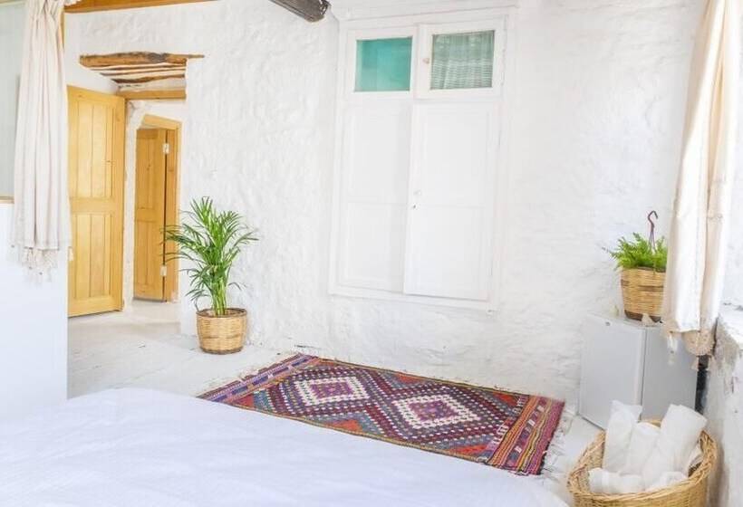 غرفة ديلوكس, Bo Alacati