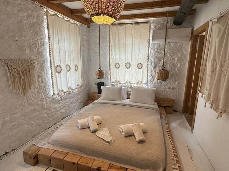 غرفة ديلوكس, Bo Alacati