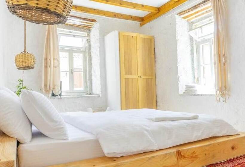 Quarto Deluxe, Bo Alacati