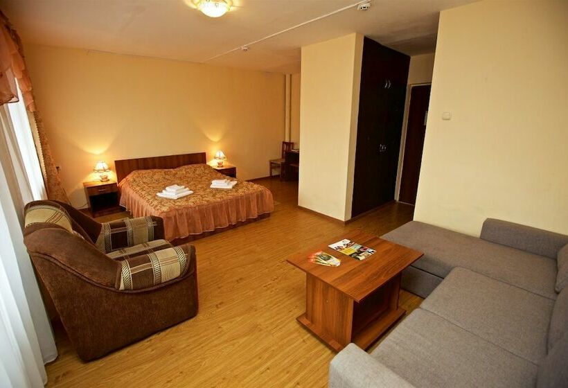 Семейный Номер, Pansionat Polyarnie Zori