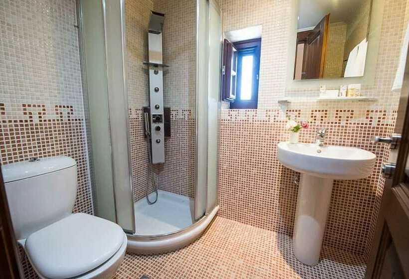 Люкс Повышенной Комфортности, Petritis Guesthouse