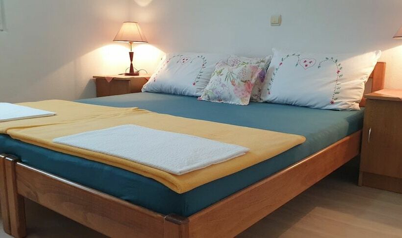 דירת 2 חדרים נוף לים, Apartmani Slavica